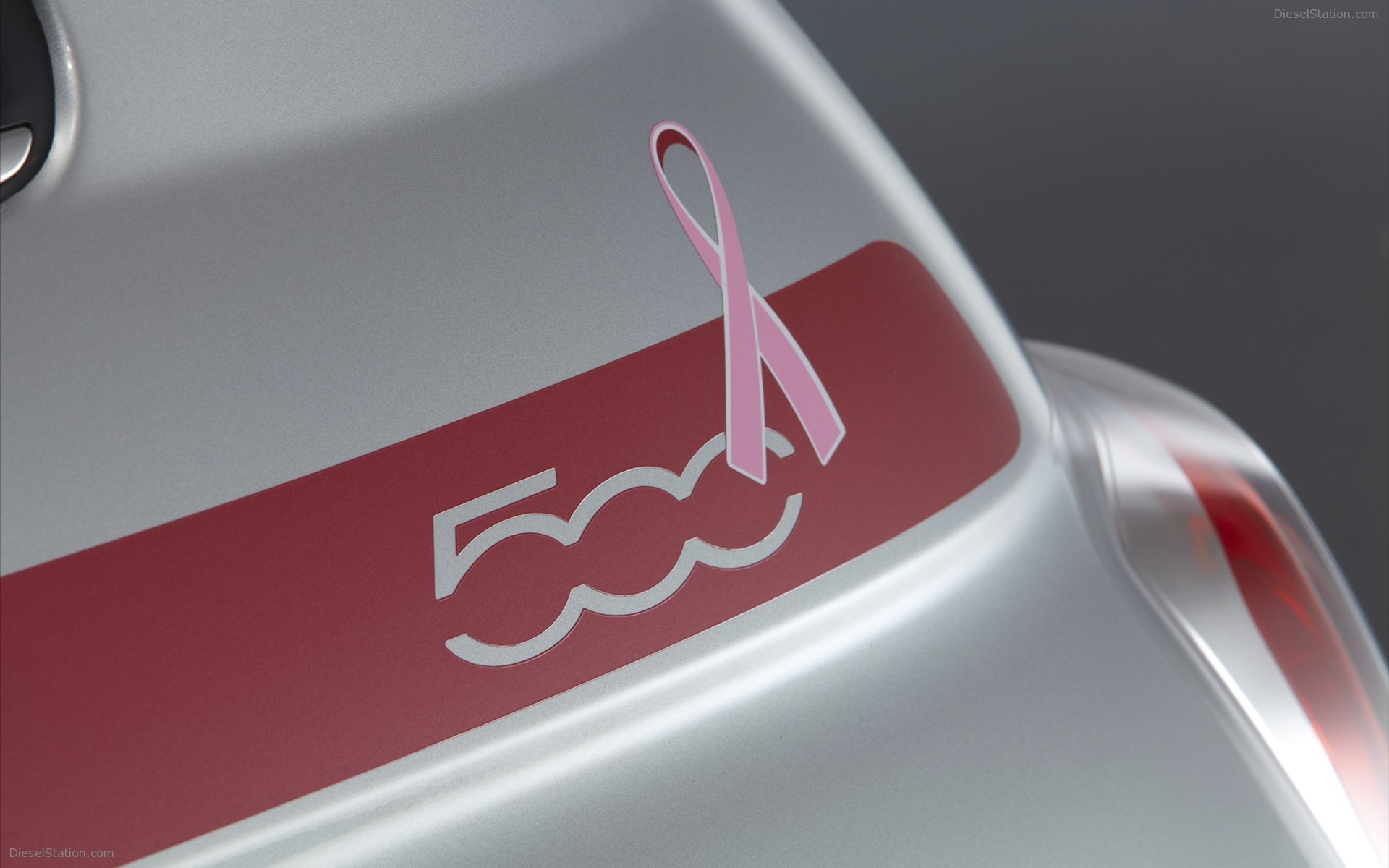 Fiat 500 Pink Ribbon Edition 2012