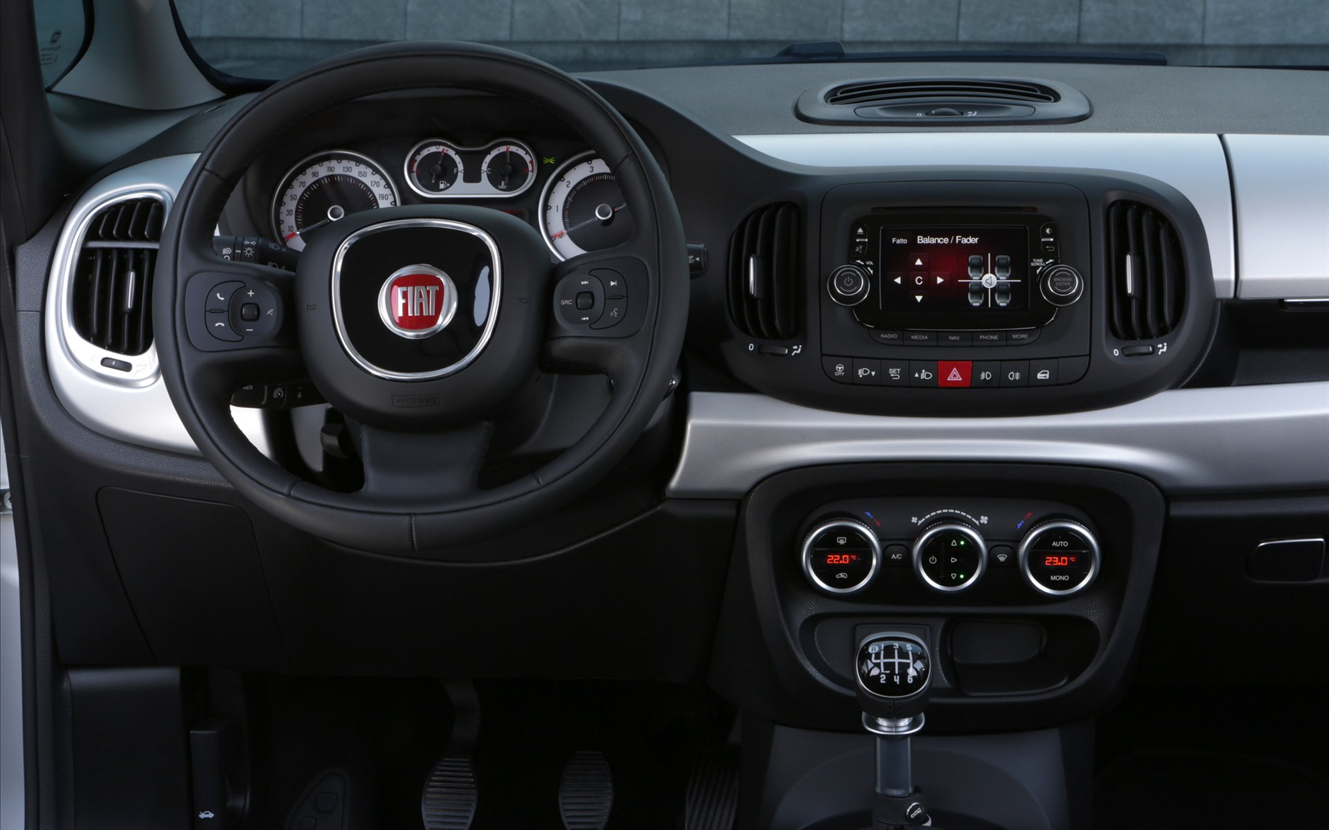 Fiat 500L Beats Edition 2014