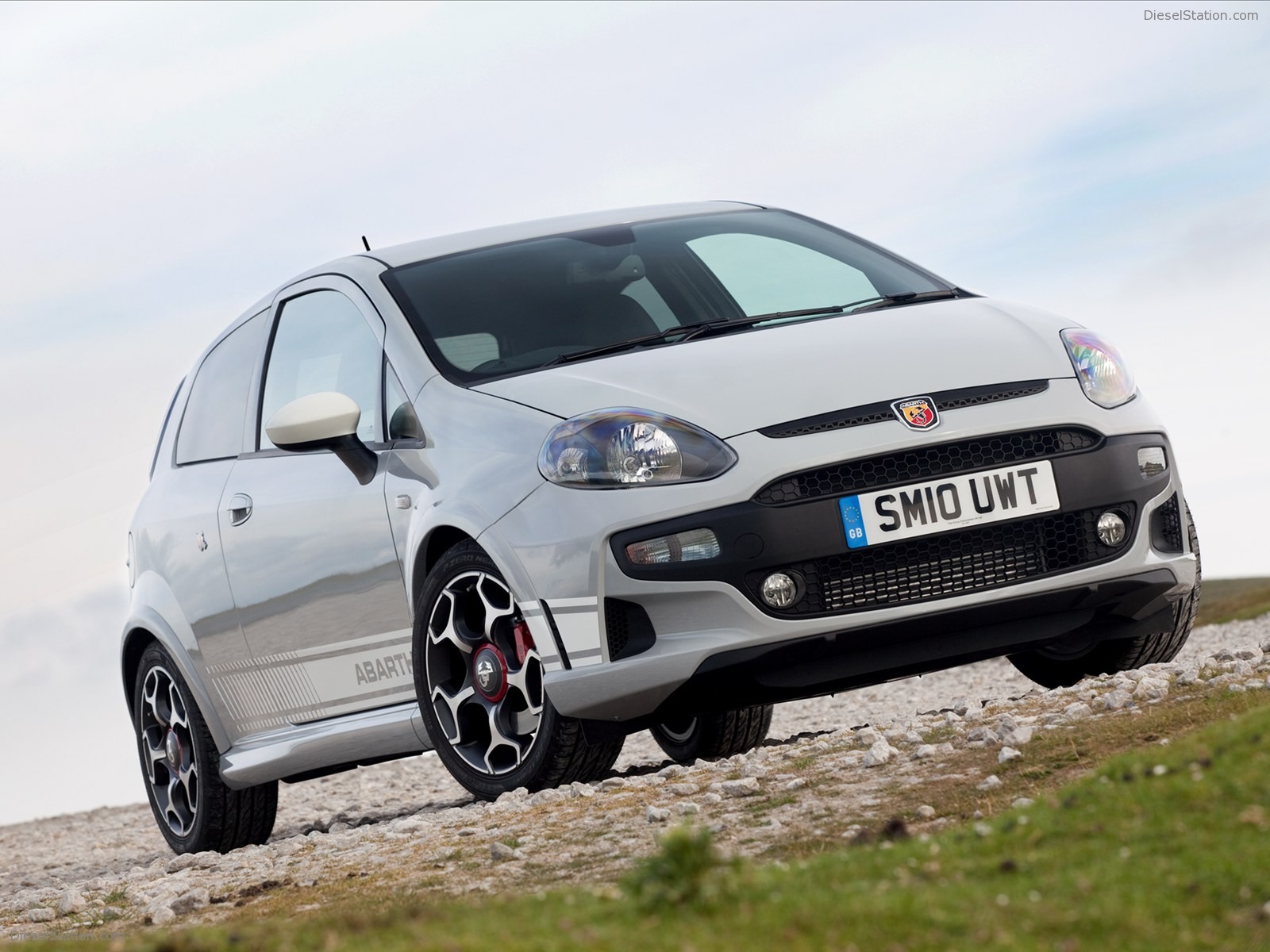 Fiat Abarth Punto Evo 2011