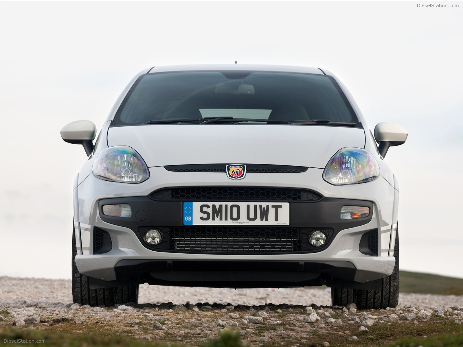 Fiat Abarth Punto Evo 2011