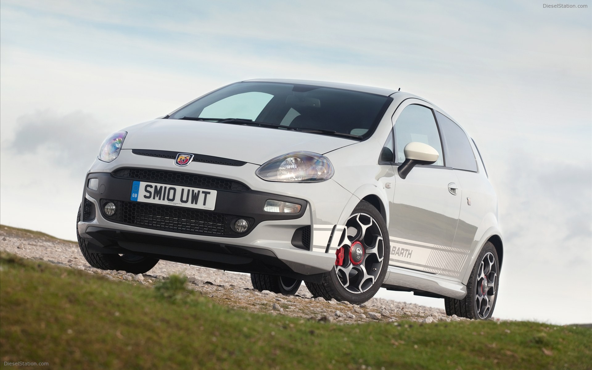 Fiat Abarth Punto Evo 2011