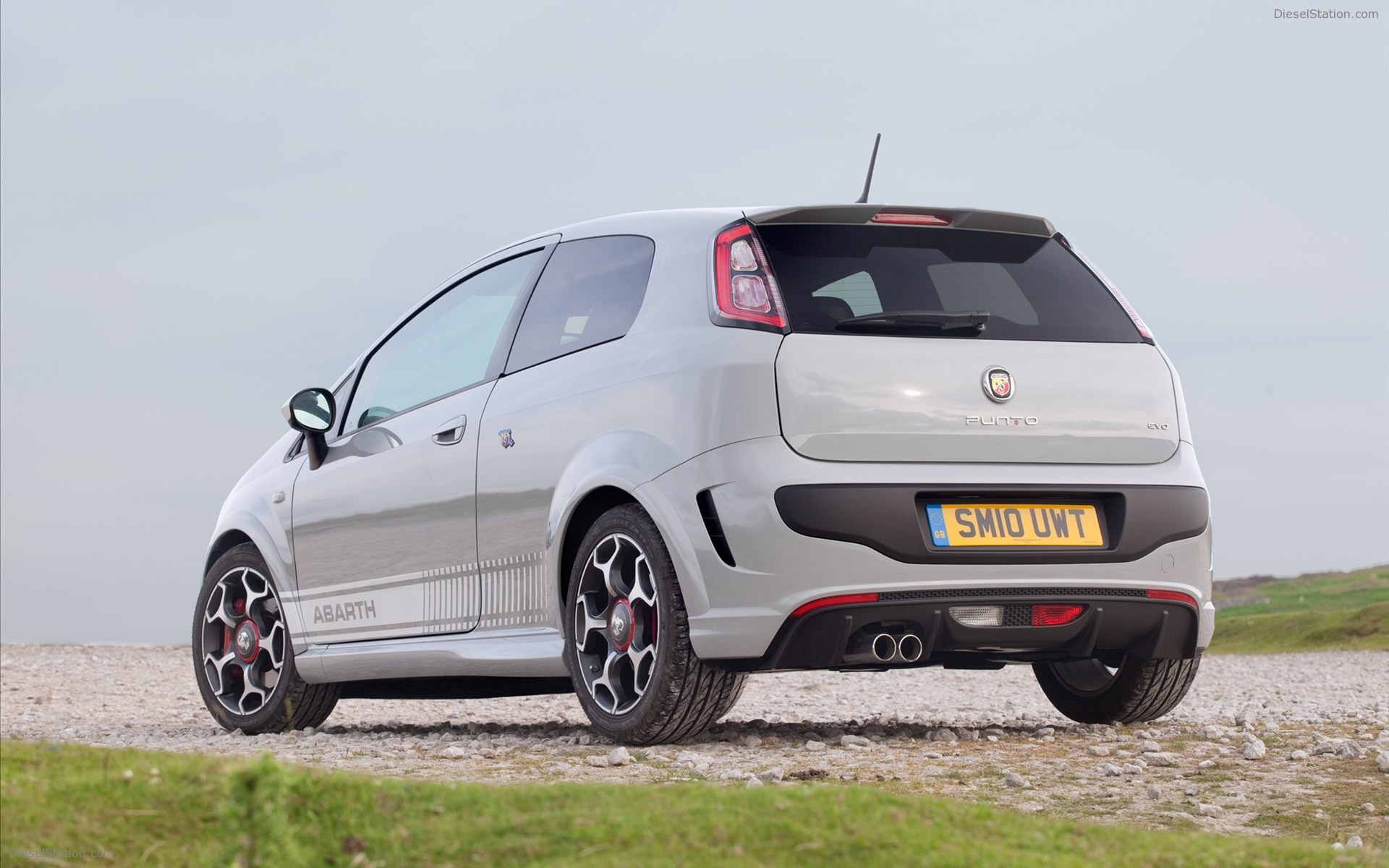 Fiat Abarth Punto Evo 2011