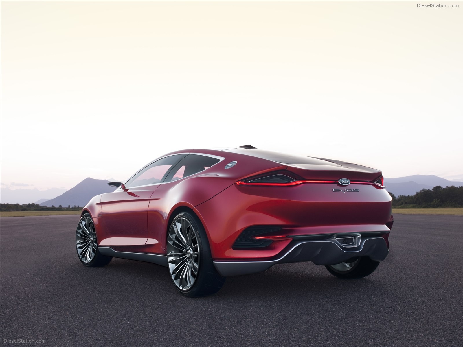 Ford Evos Concept 2012