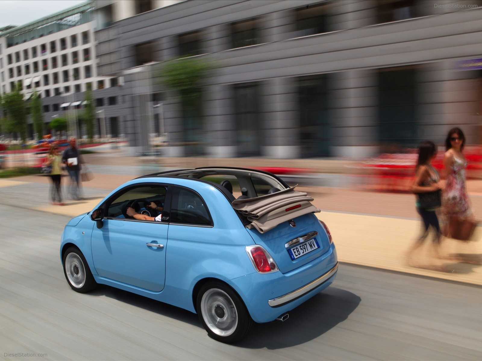 Gucci Fiat 500C 2011