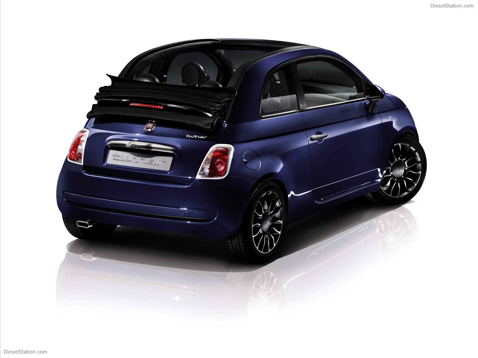 Gucci Fiat 500C 2011