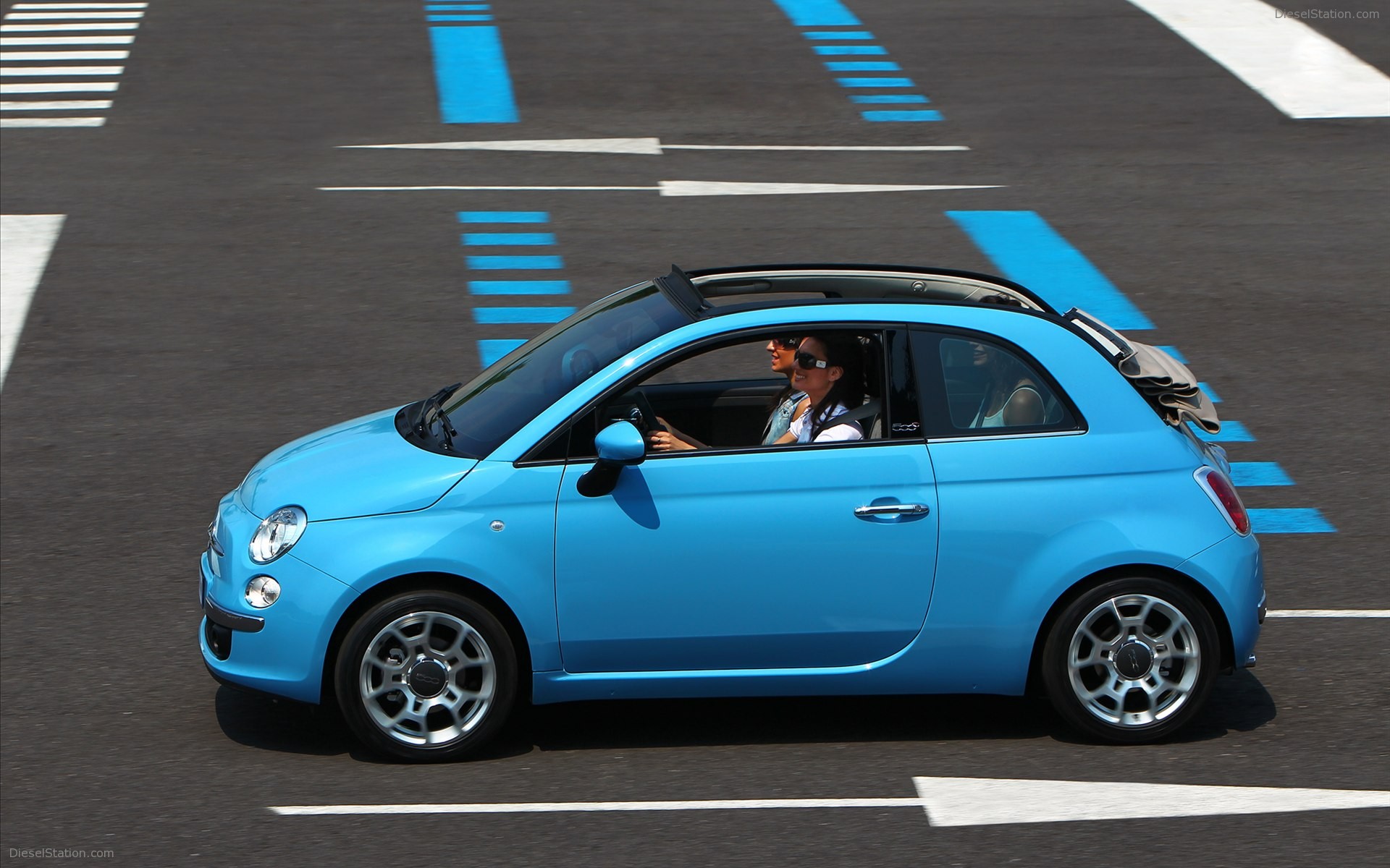 Gucci Fiat 500C 2011