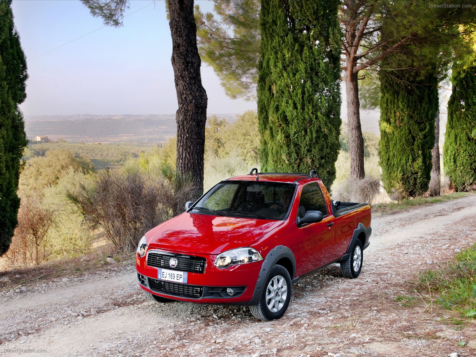 Fiat Strada 2013