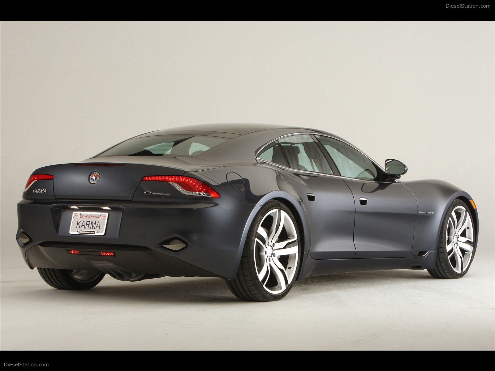 2010 FISKER KARMA
