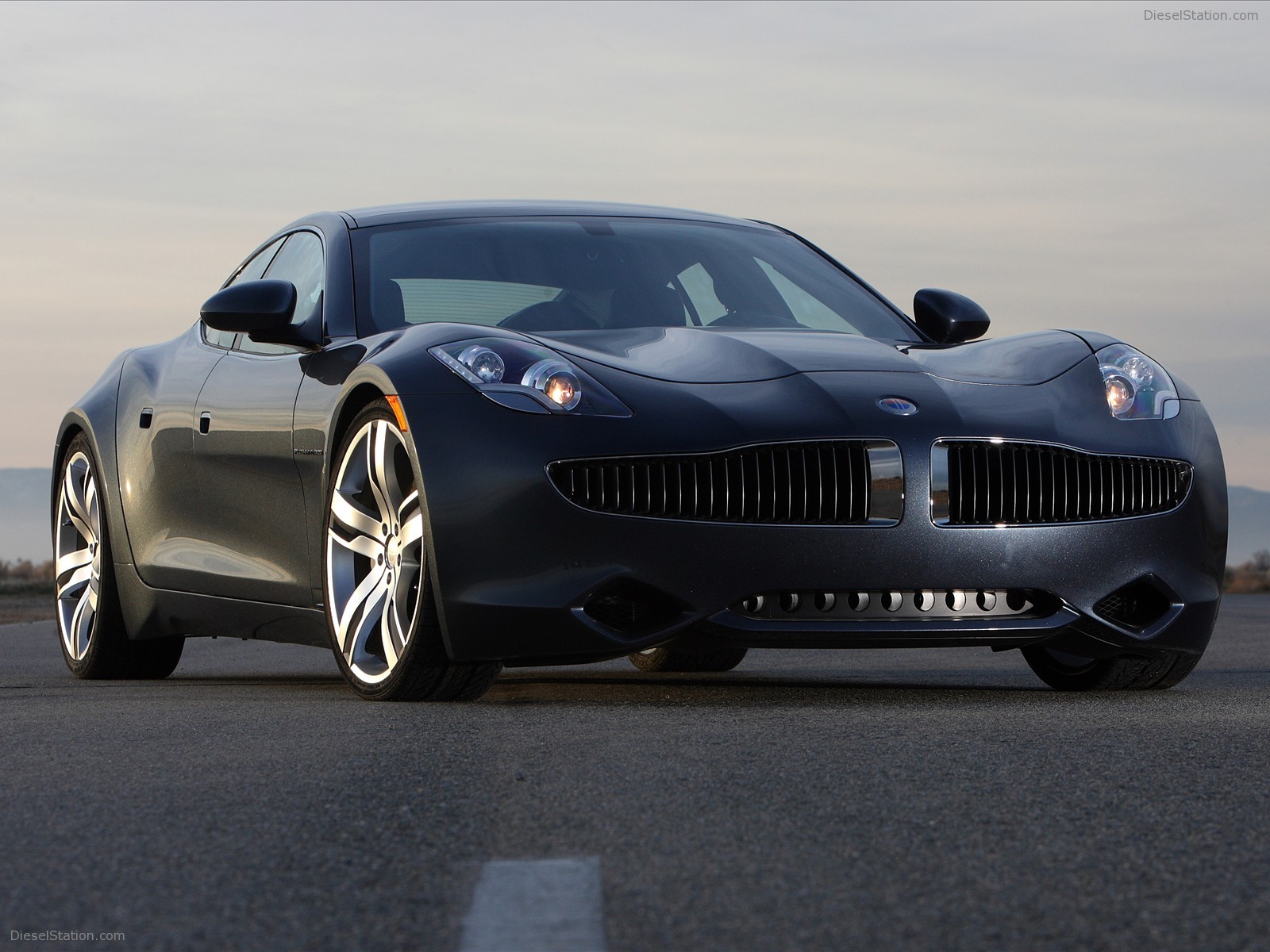 2010 FISKER KARMA