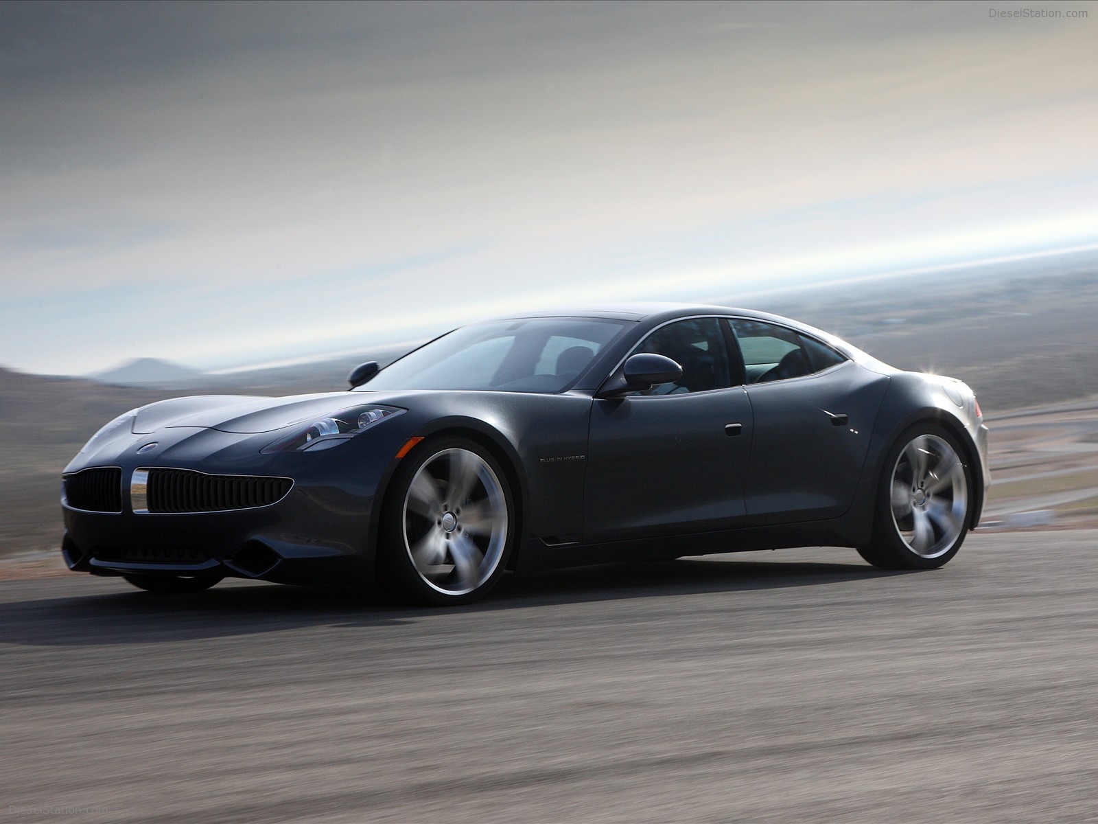 2010 FISKER KARMA