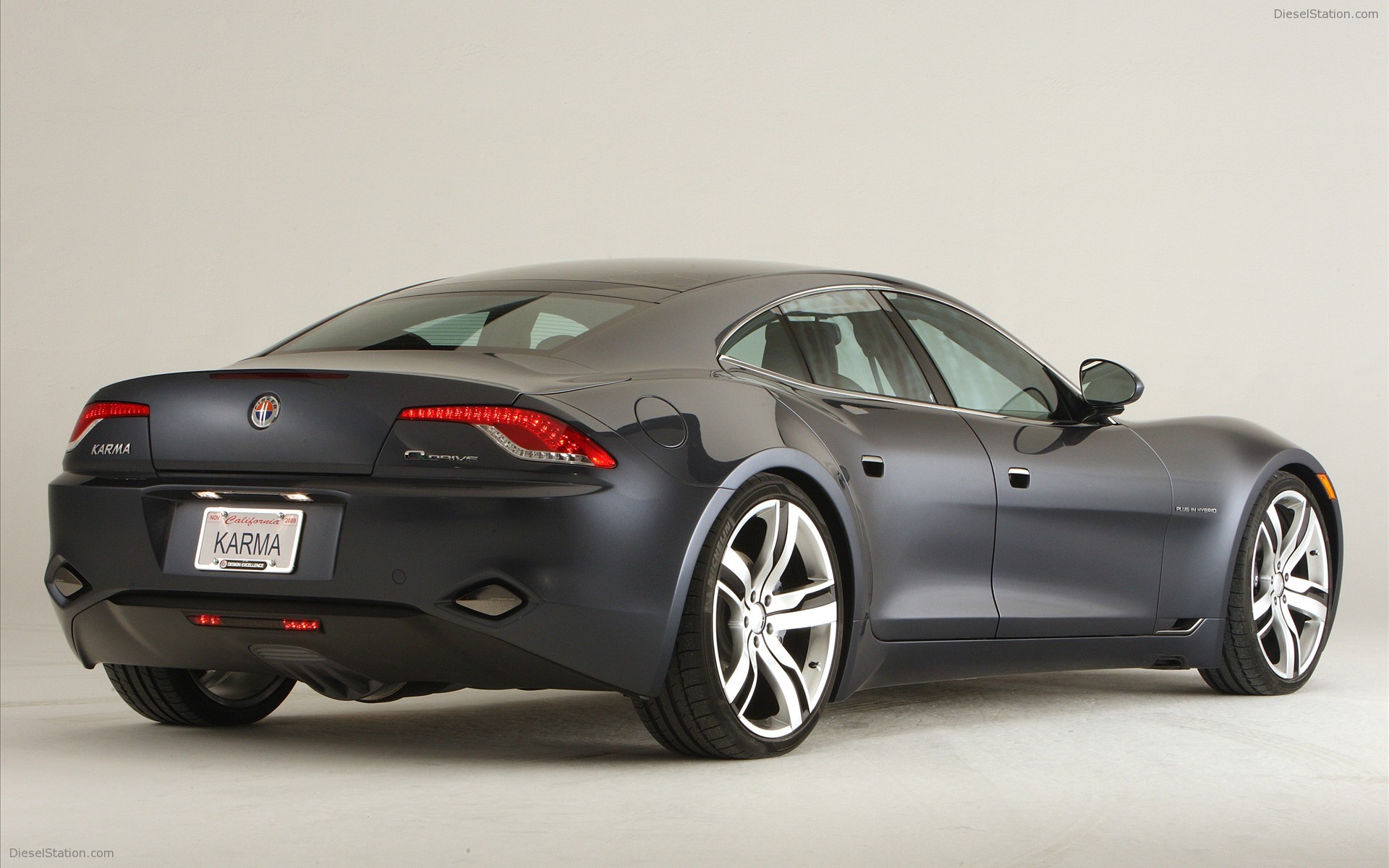 2010 FISKER KARMA