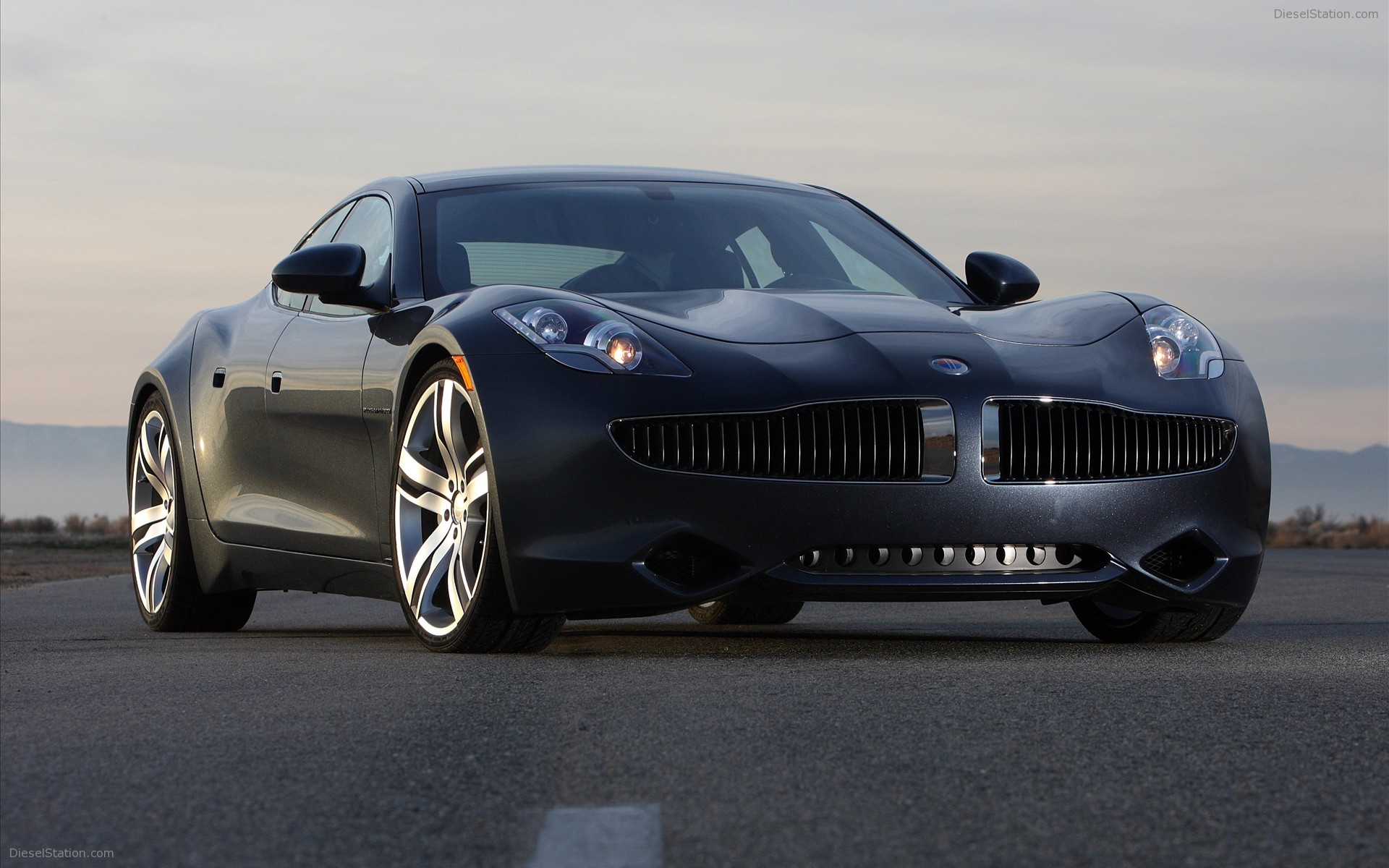 2010 FISKER KARMA