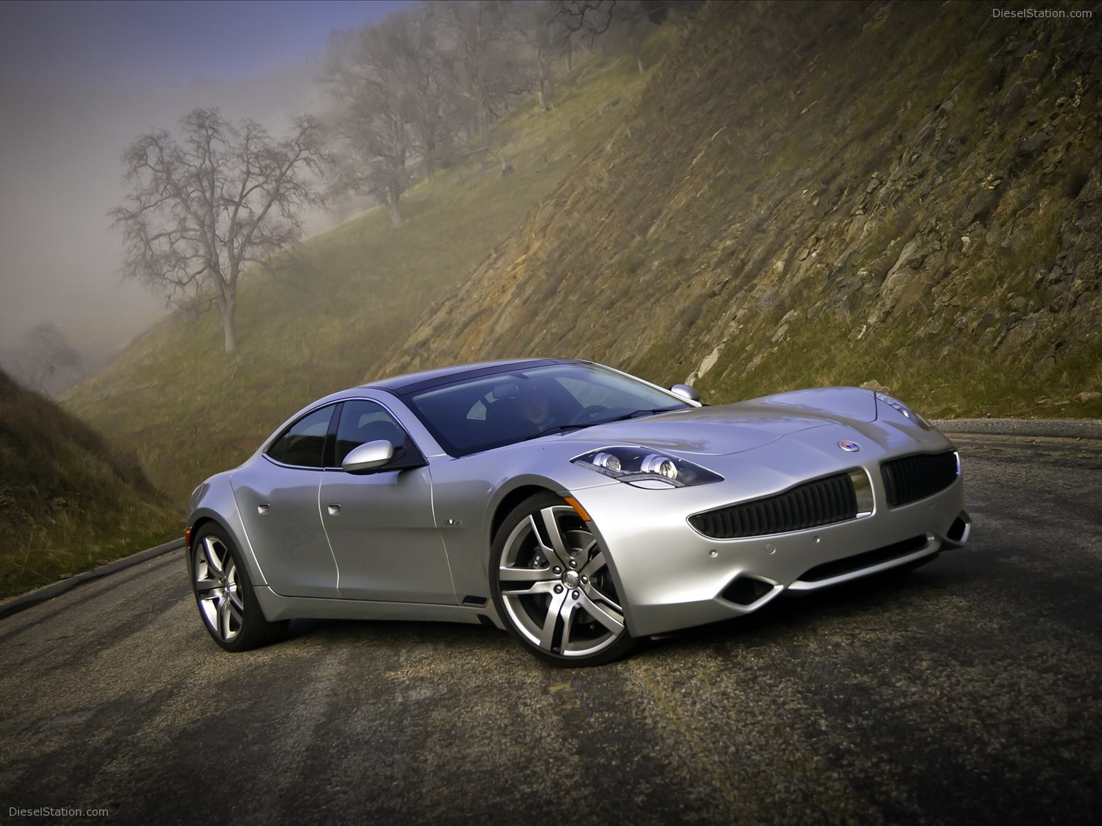 Fisker Karma Hybrid 2012