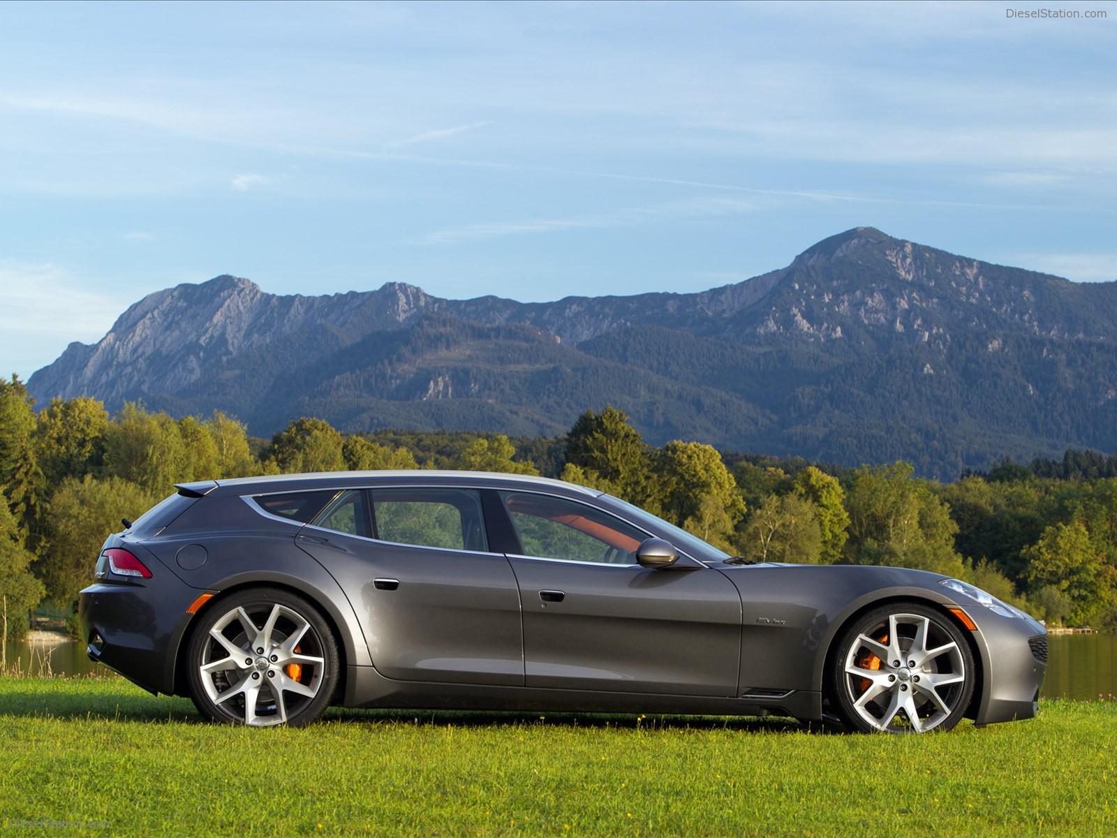 Fisker Surf 2013