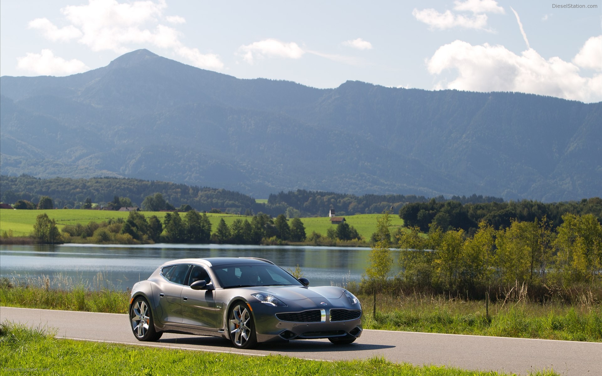 Fisker Surf 2013