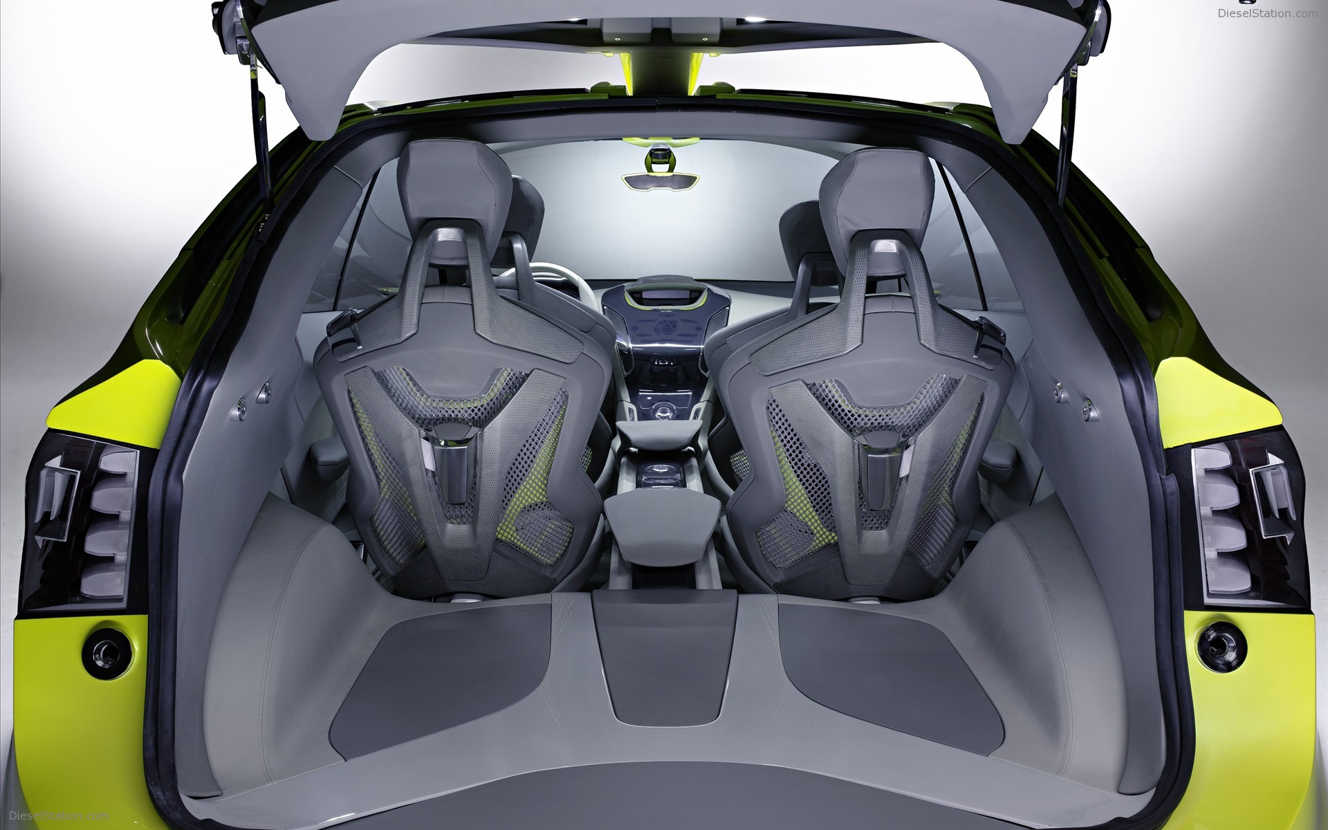 2009 Ford Iosis MAX Concept
