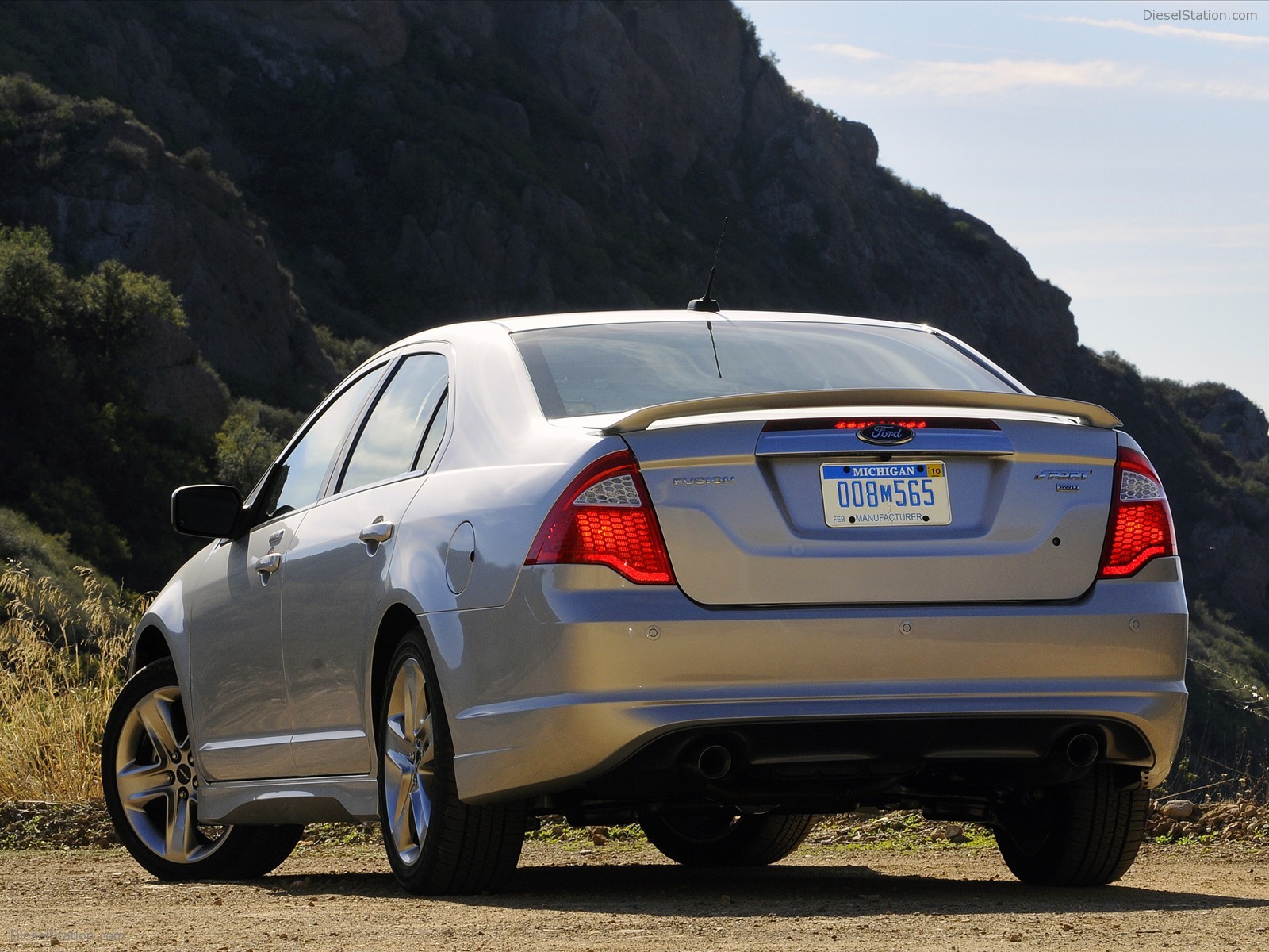 2010 FORD FUSION