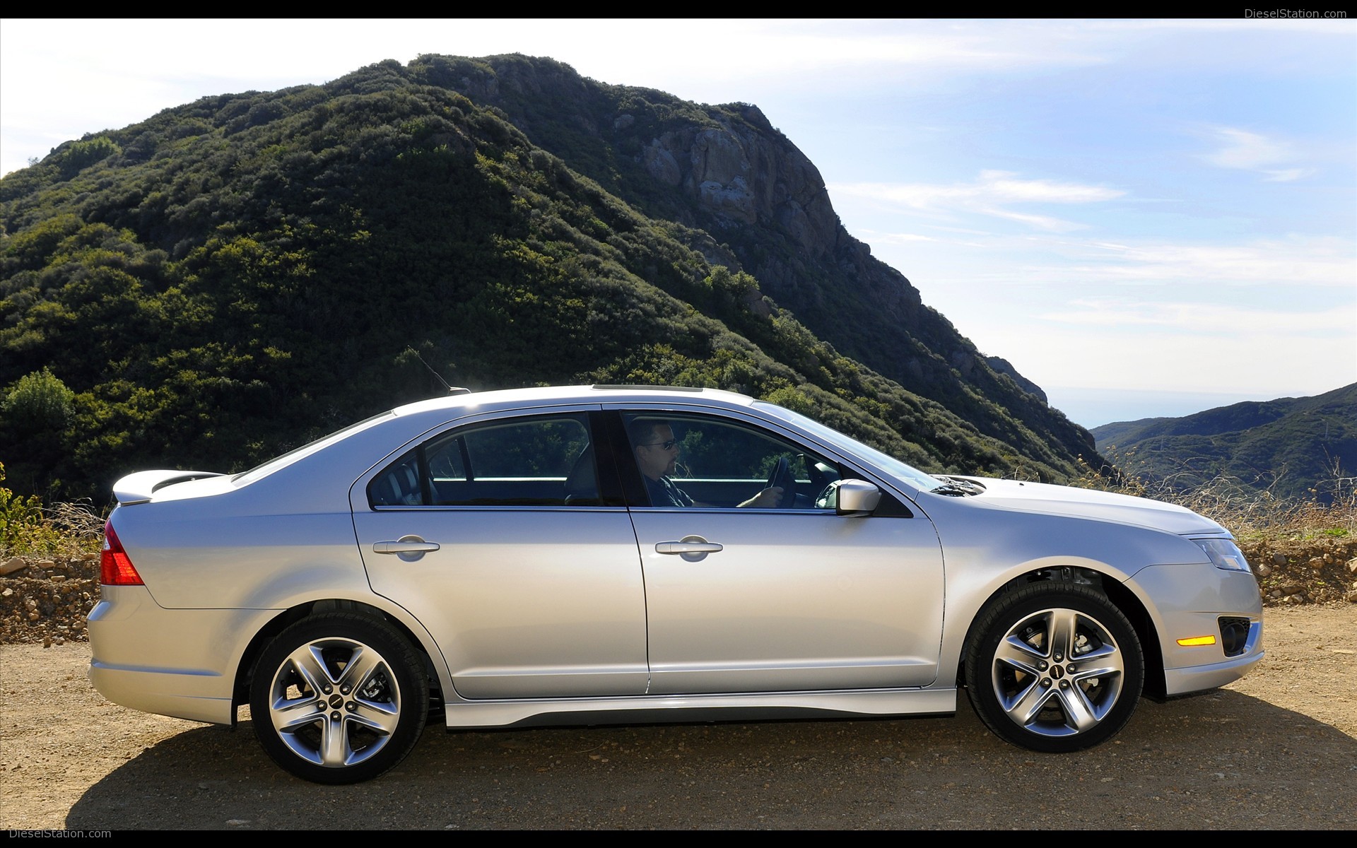 2010 FORD FUSION