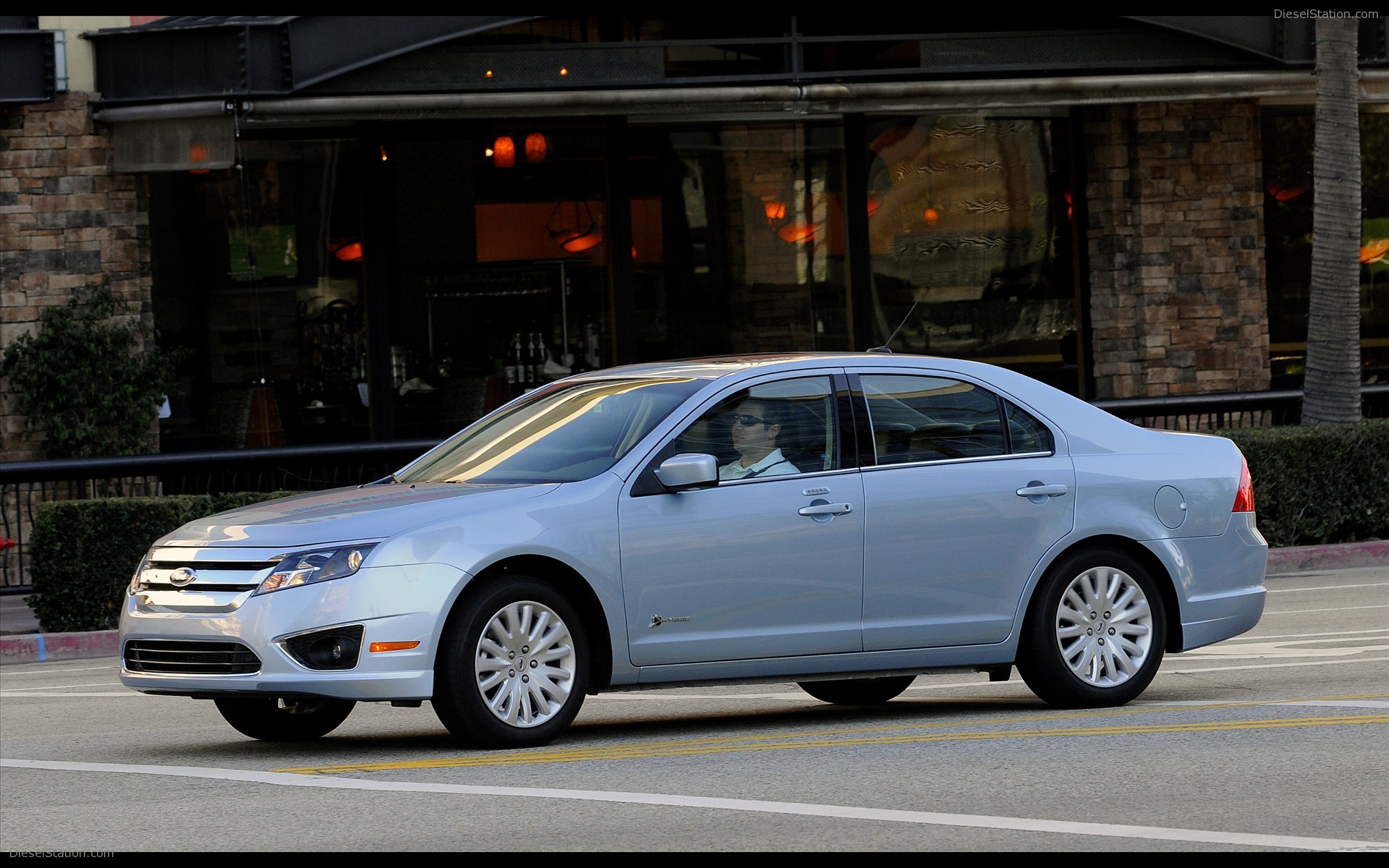 2010 FORD FUSION