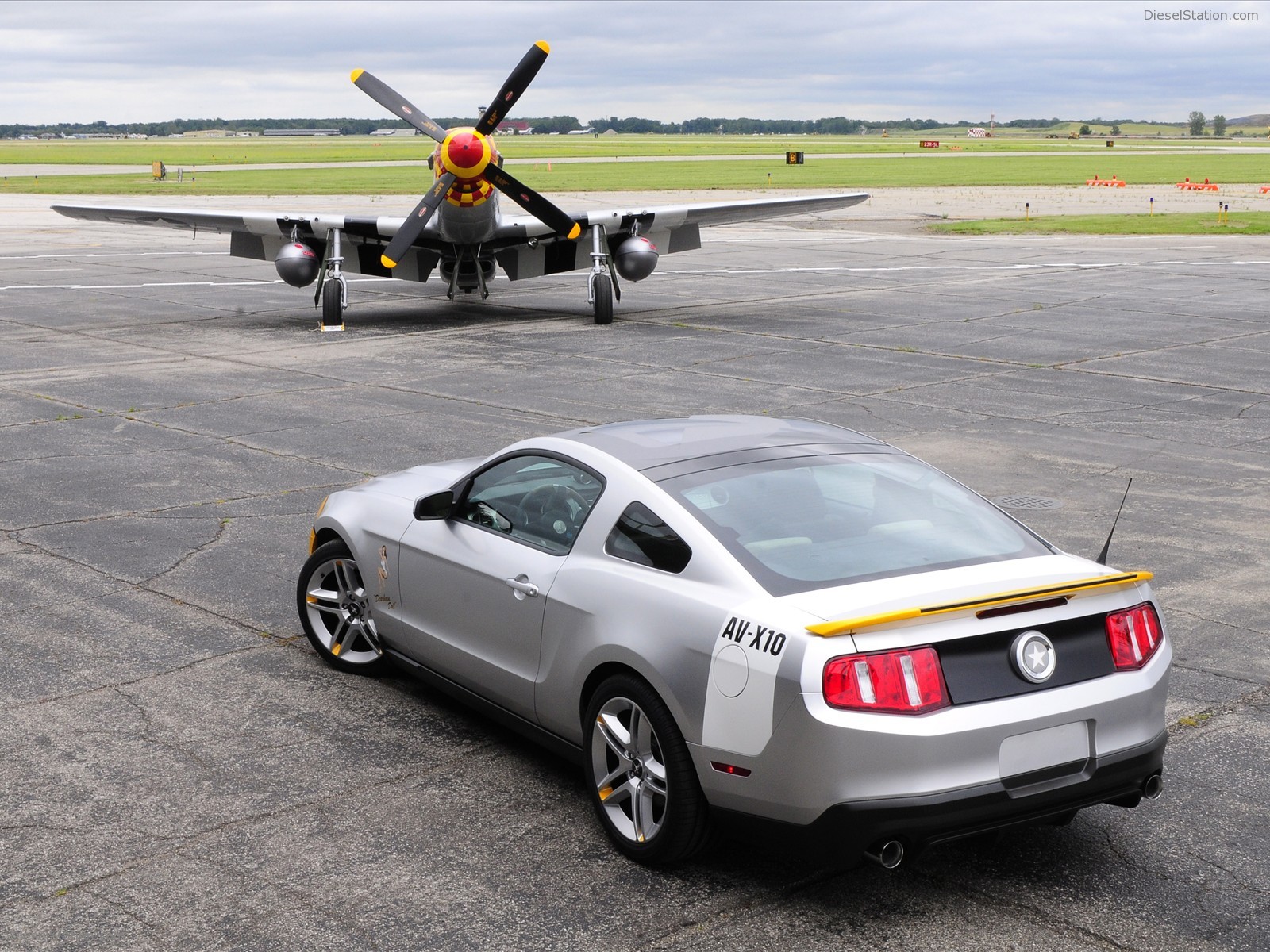 2010 Ford Mustang AV-X10 - Dearborn Doll