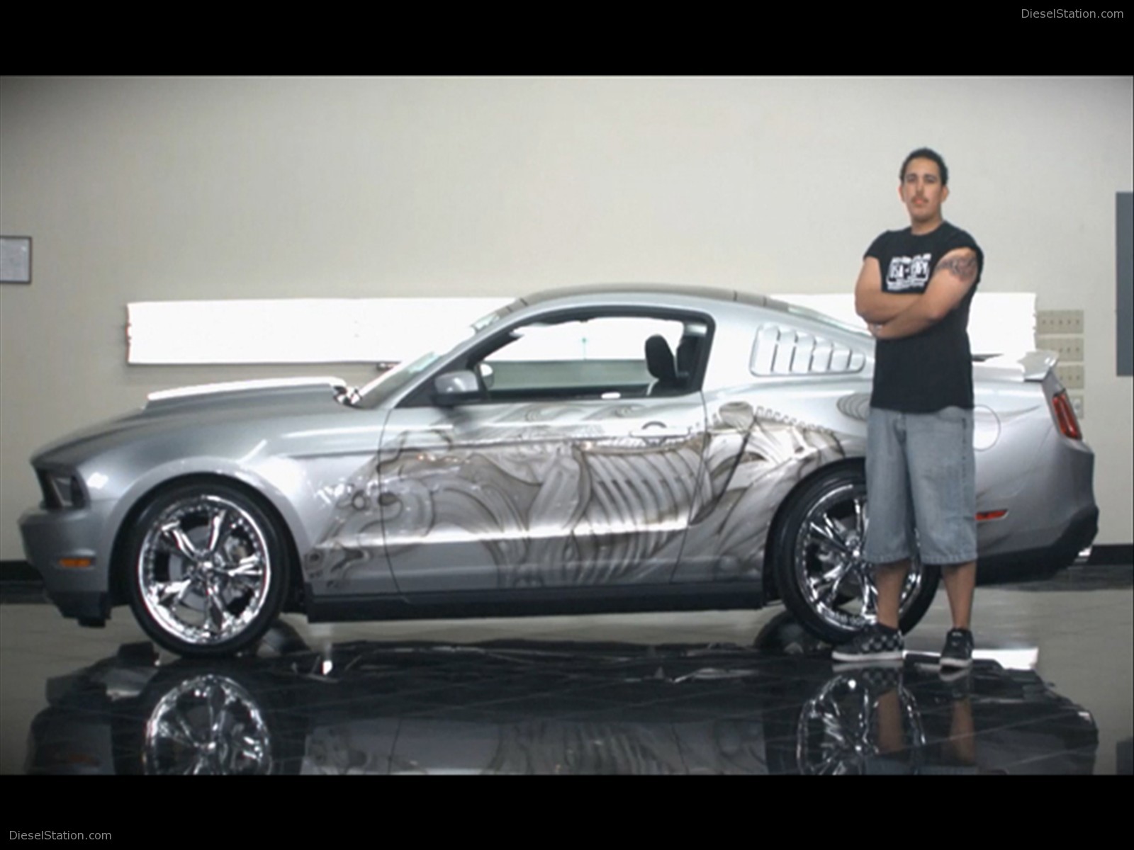 Mustang Unleashed Campaign Transforms Cyber Racers Into Real Drivers Mustang Unleashed Campaign Transforms Cyber Racers Into Real Drivers