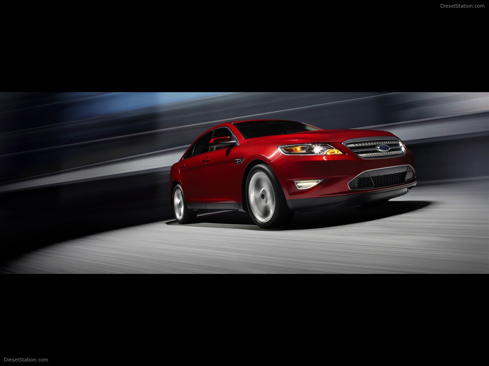 2010 Ford Taurus SHO