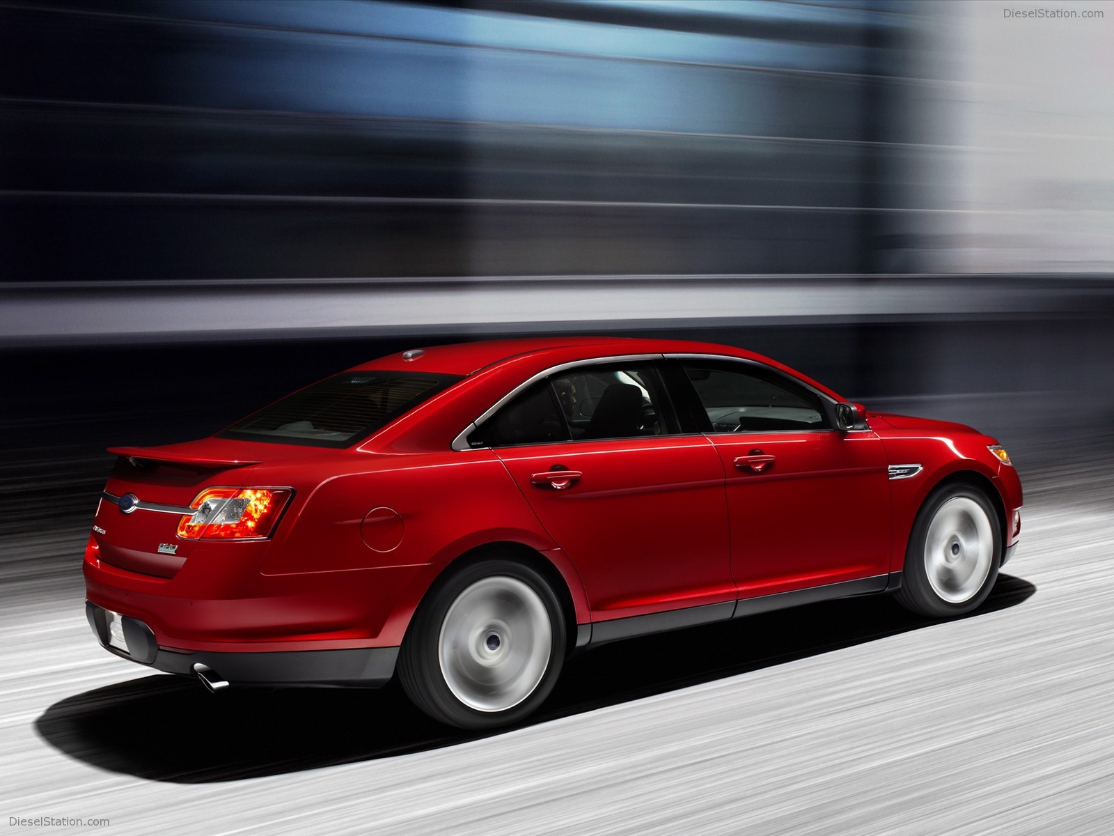 2010 Ford Taurus SHO