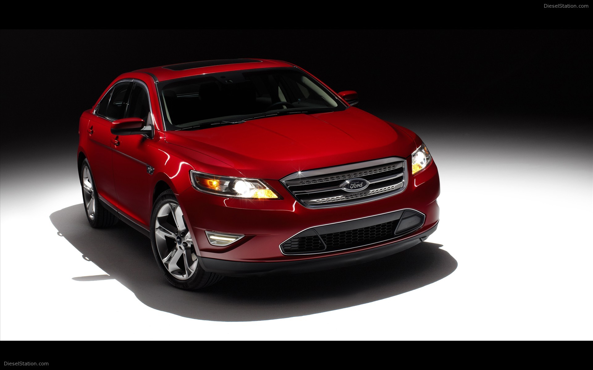 2010 Ford Taurus SHO