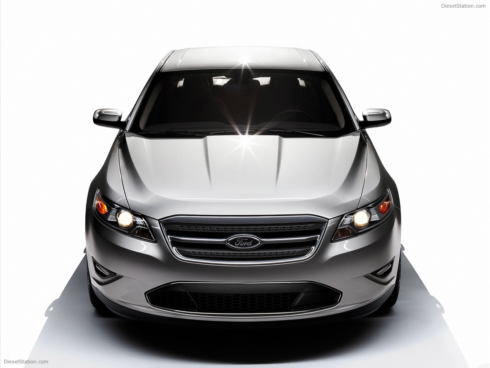 2010 Ford Taurus