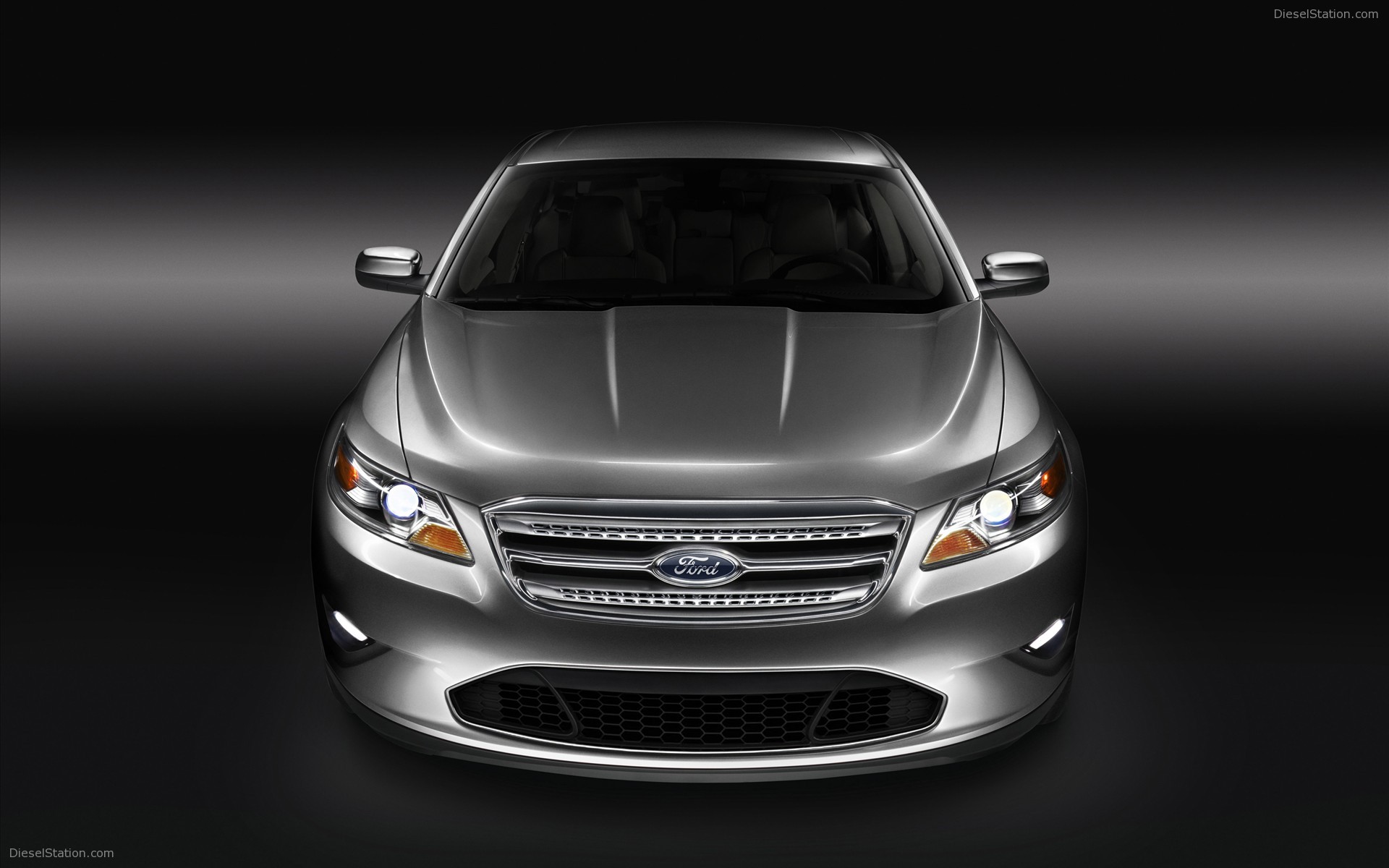 2010 Ford Taurus