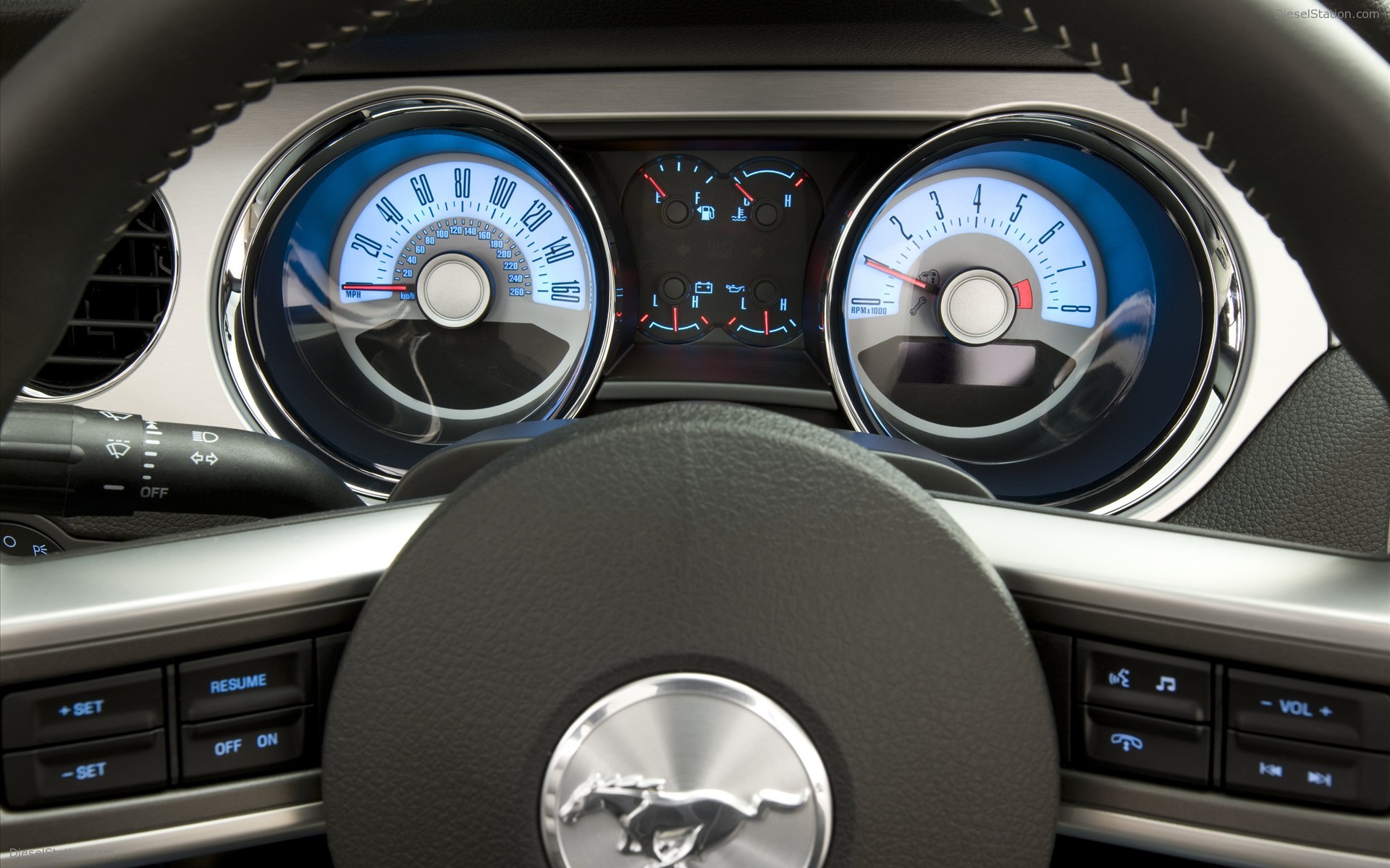 2011 Ford Mustang V6