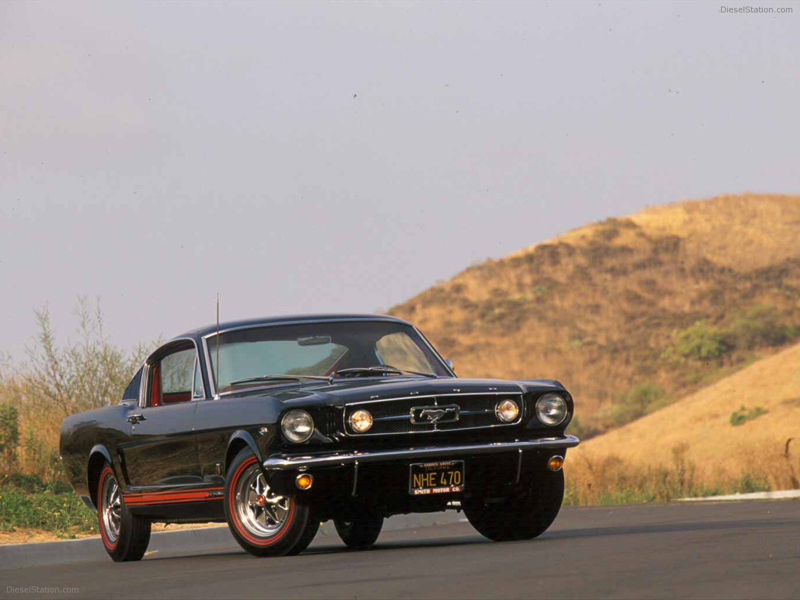 FORD CELEBRATES 45TH ANNIVERSARY OF MUSTANG