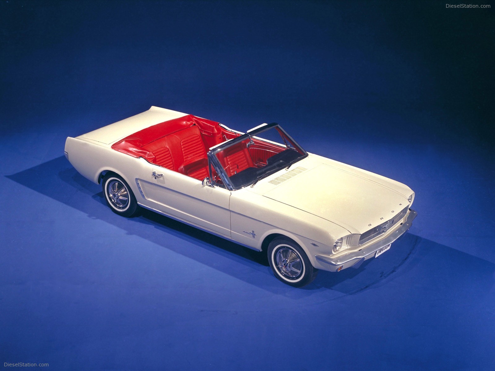 FORD CELEBRATES 45TH ANNIVERSARY OF MUSTANG FORD CELEBRATES 45TH ANNIVERSARY OF MUSTANG
