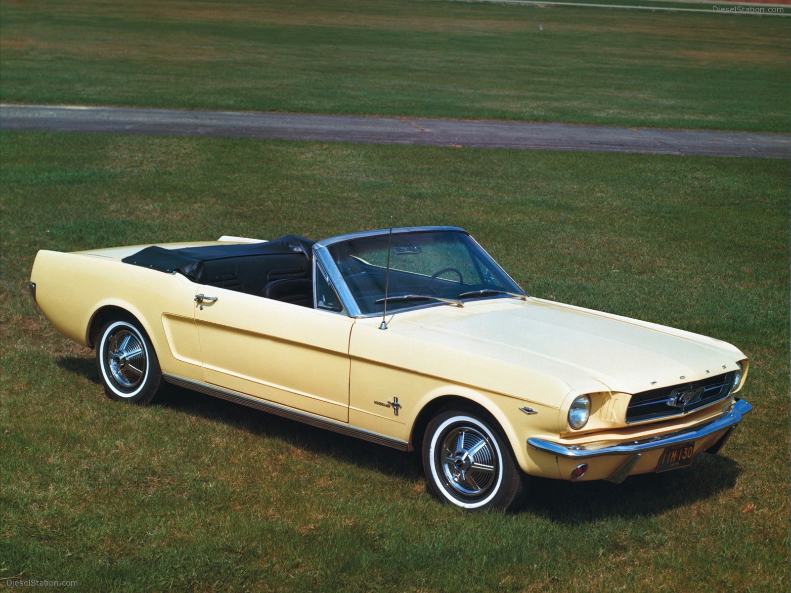 FORD CELEBRATES 45TH ANNIVERSARY OF MUSTANG