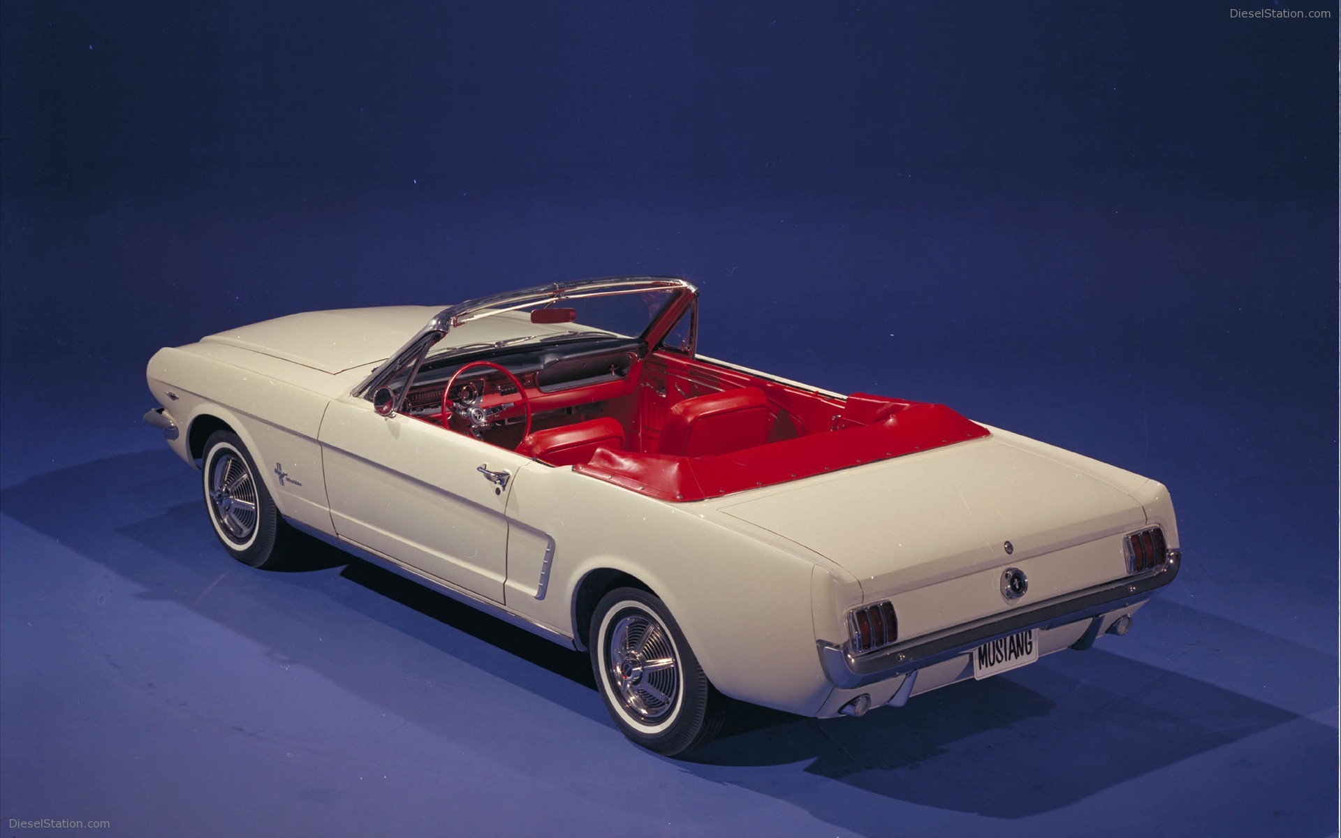 FORD CELEBRATES 45TH ANNIVERSARY OF MUSTANG FORD CELEBRATES 45TH ANNIVERSARY OF MUSTANG