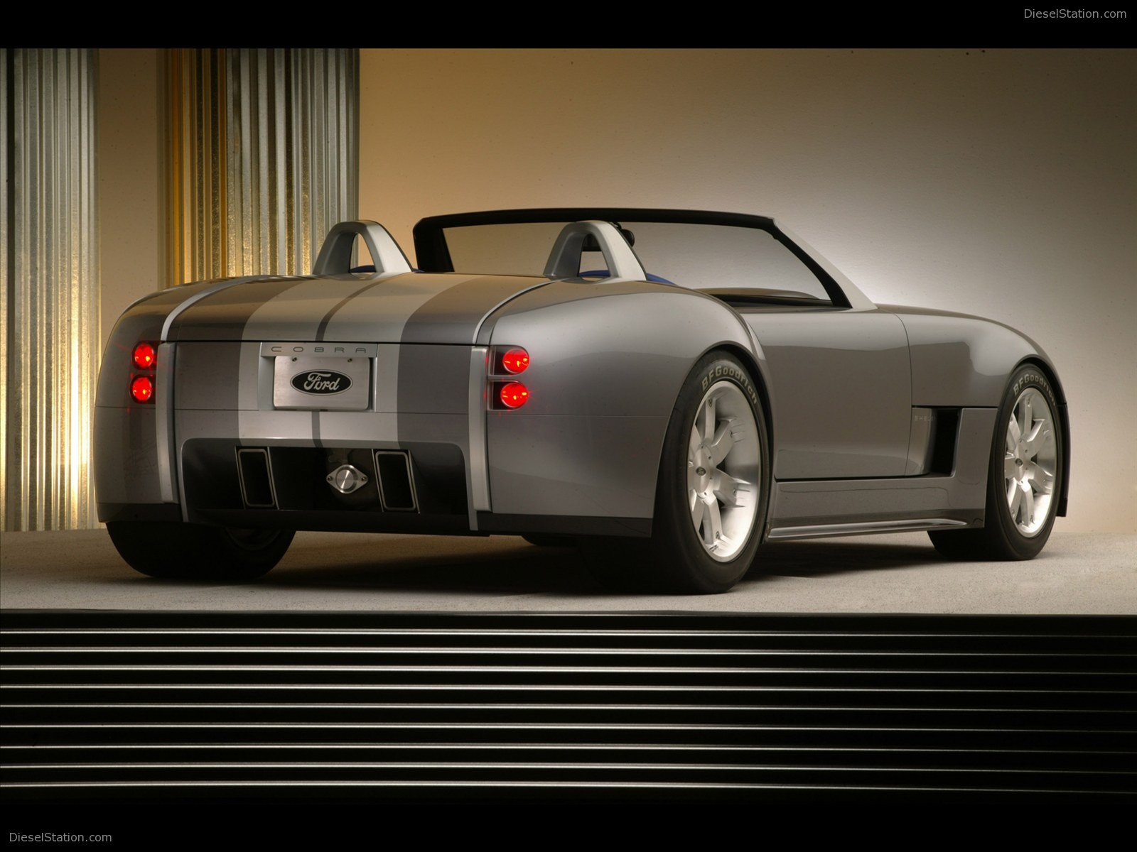 Shelby Cobra Concept 2005