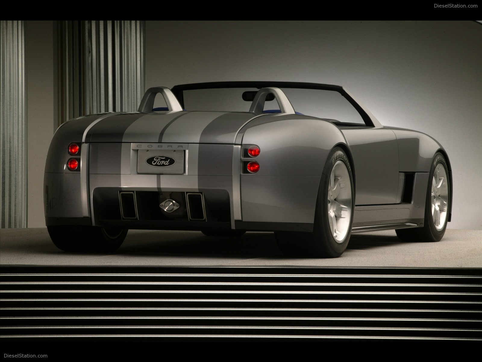 Shelby Cobra Concept 2005