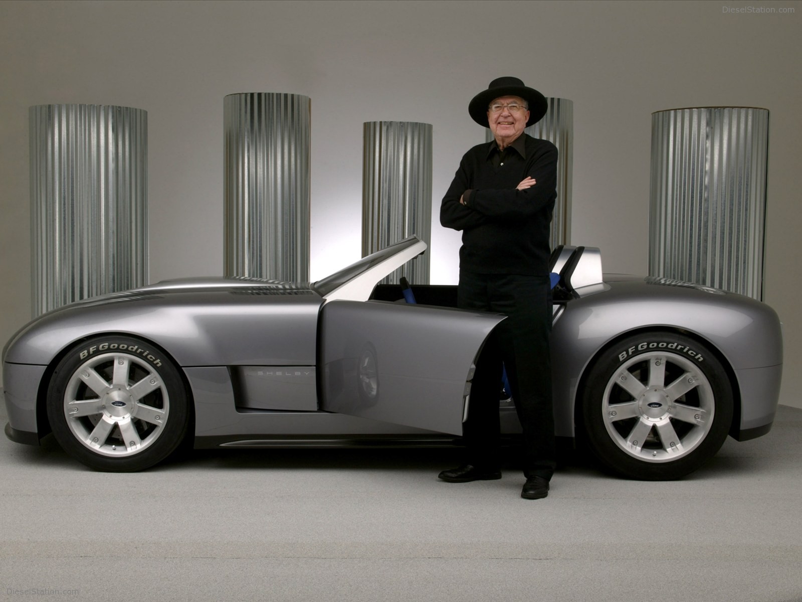 Shelby Cobra Concept 2005