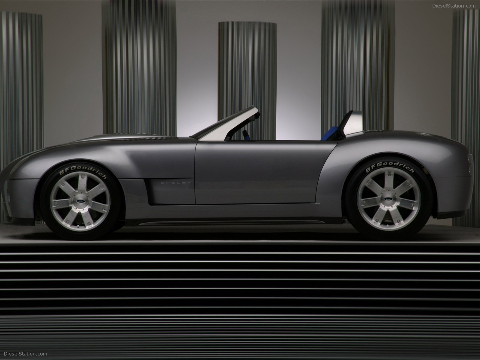 Shelby Cobra Concept 2005