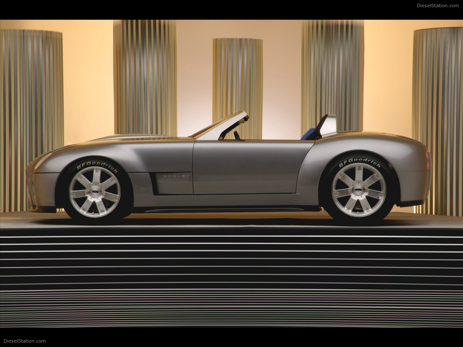 Shelby Cobra Concept 2005