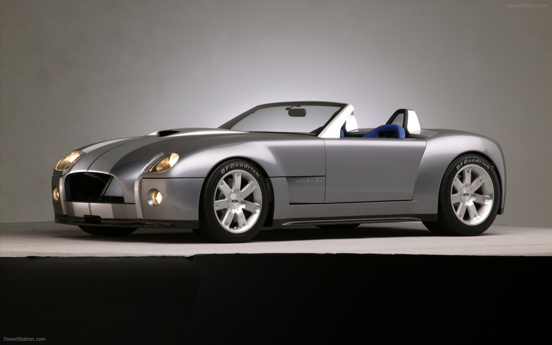 Shelby Cobra Concept 2005