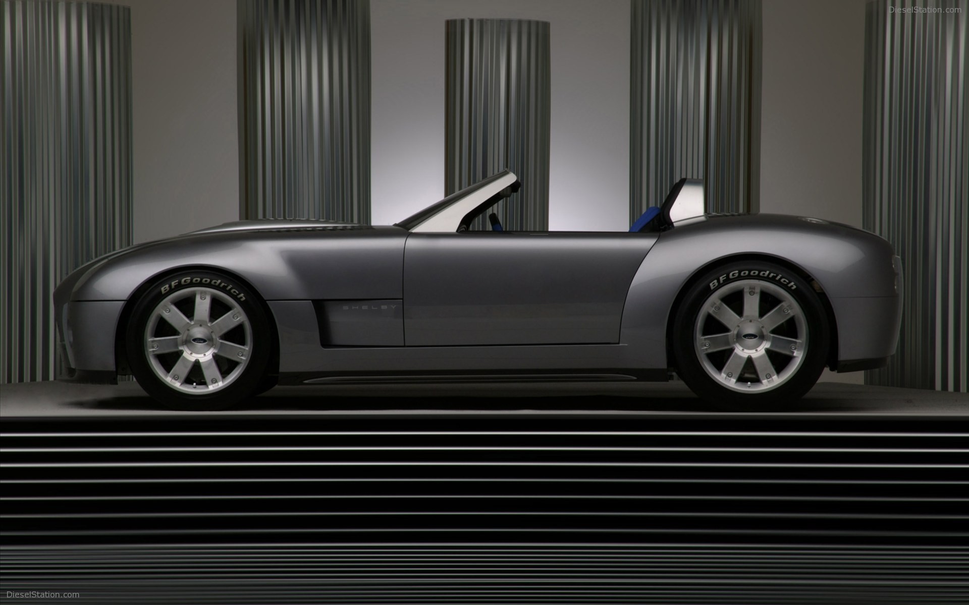 Shelby Cobra Concept 2005