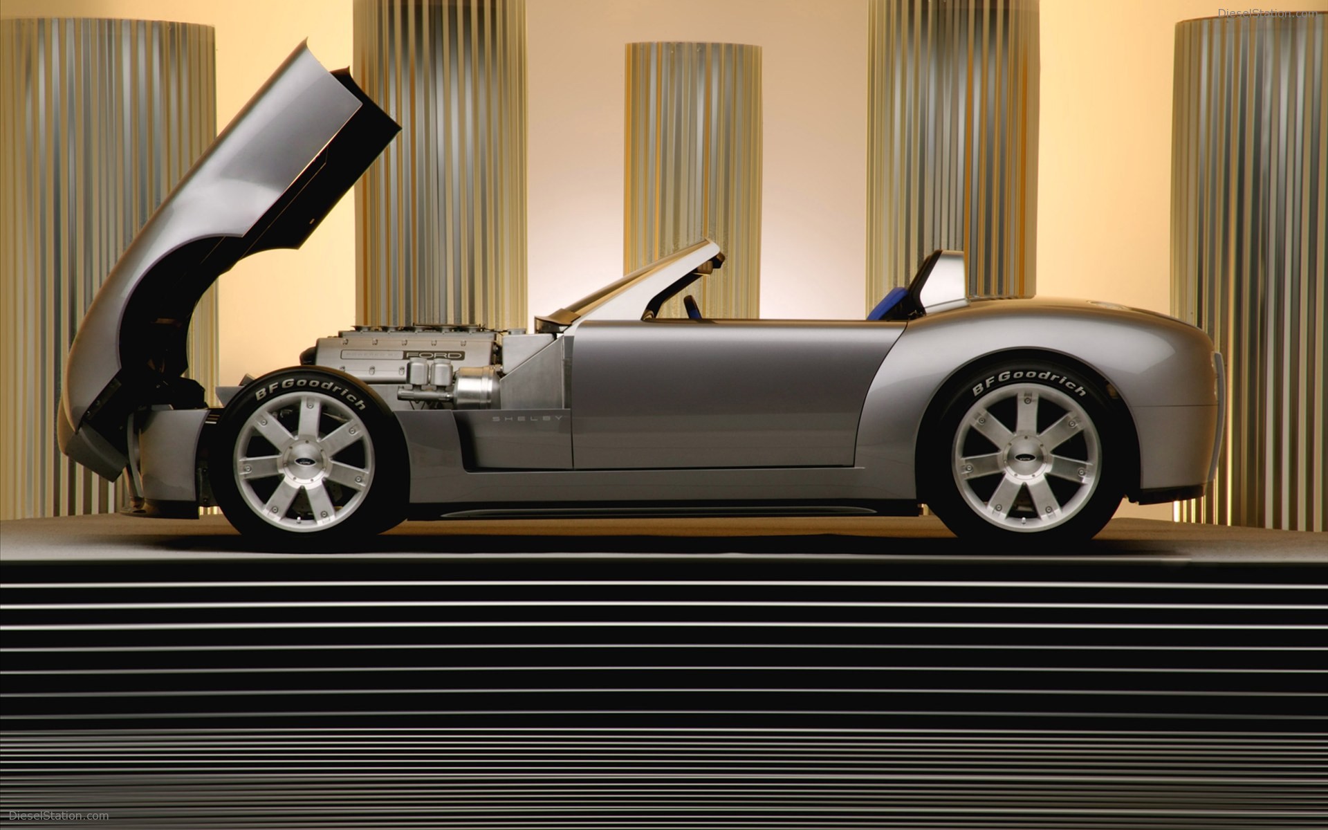 Shelby Cobra Concept 2005