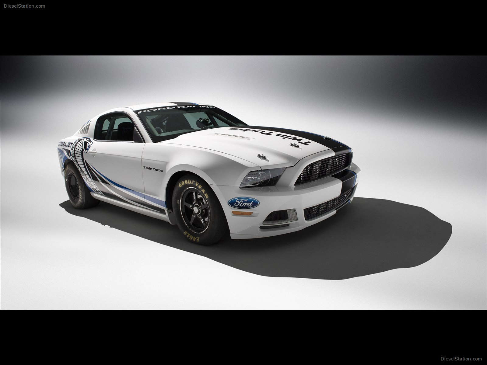 Ford Mustang Cobra Jet Twin Turbo Concept 2012 Ford Mustang Cobra Jet Twin Turbo Concept 2012