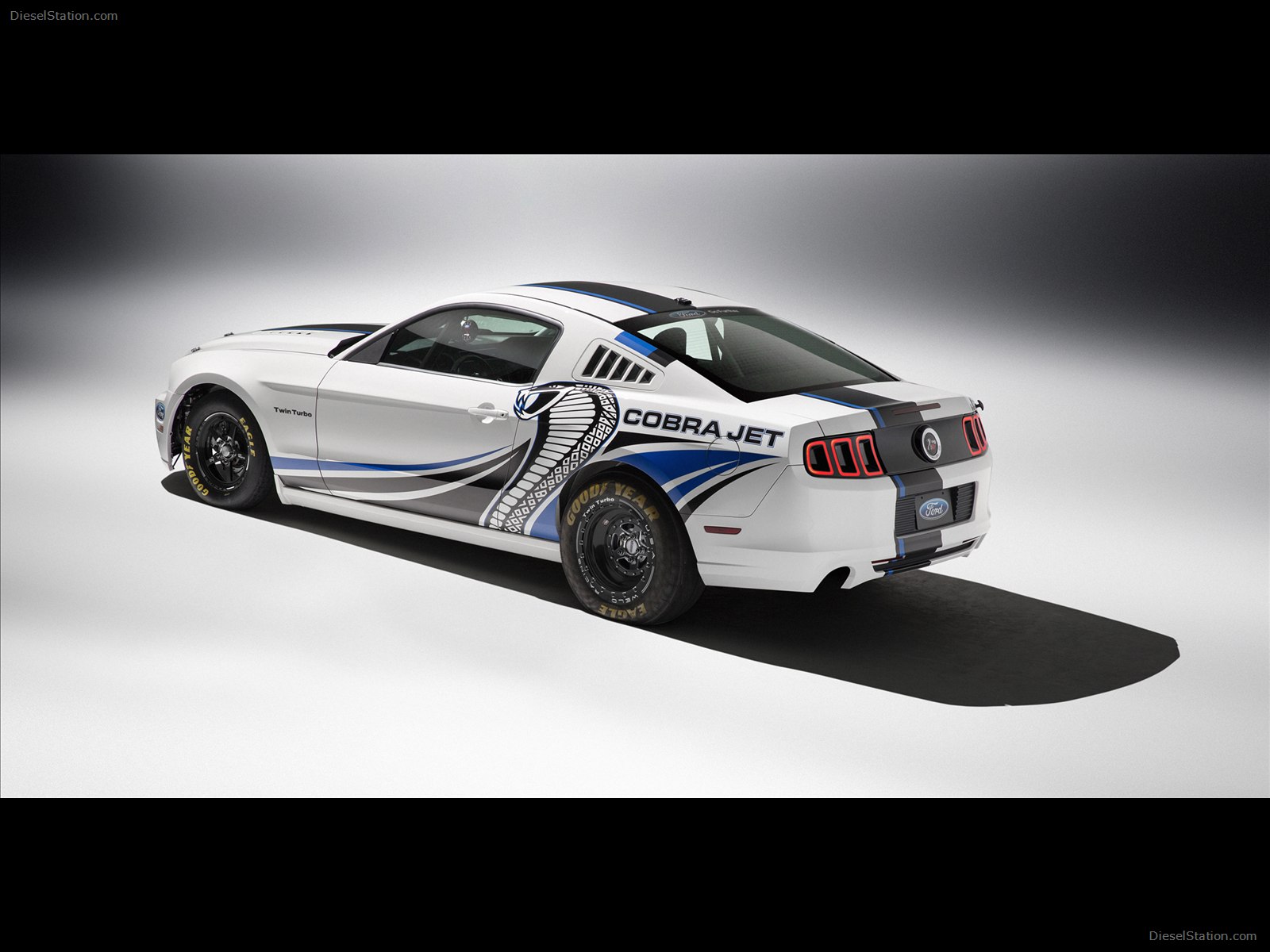 Ford Mustang Cobra Jet Twin Turbo Concept 2012 Ford Mustang Cobra Jet Twin Turbo Concept 2012