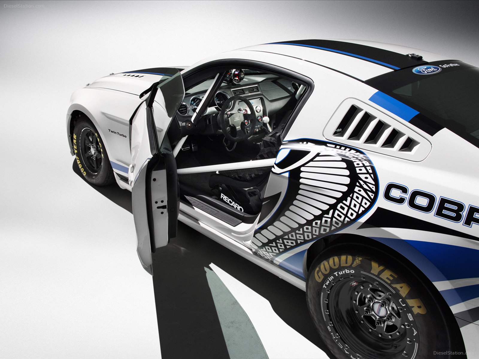 Ford Mustang Cobra Jet Twin Turbo Concept 2012 Ford Mustang Cobra Jet Twin Turbo Concept 2012