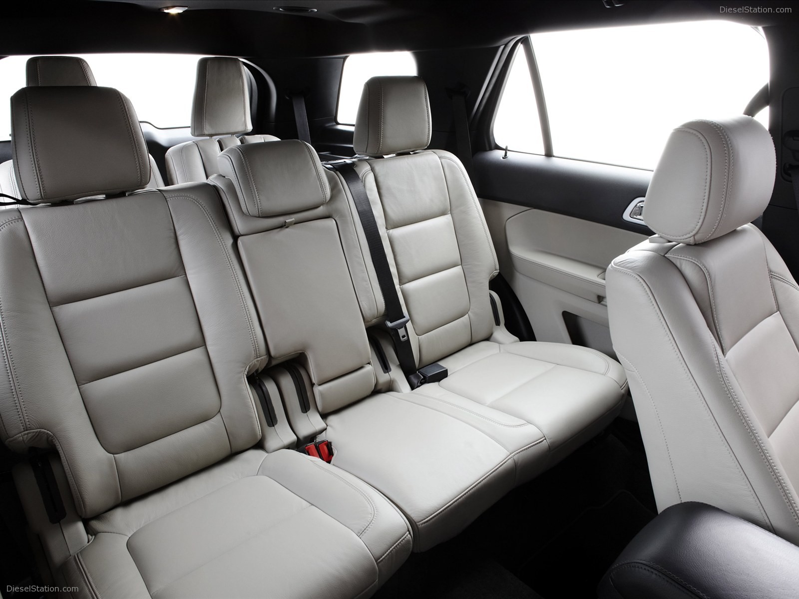 Ford Explorer 2011