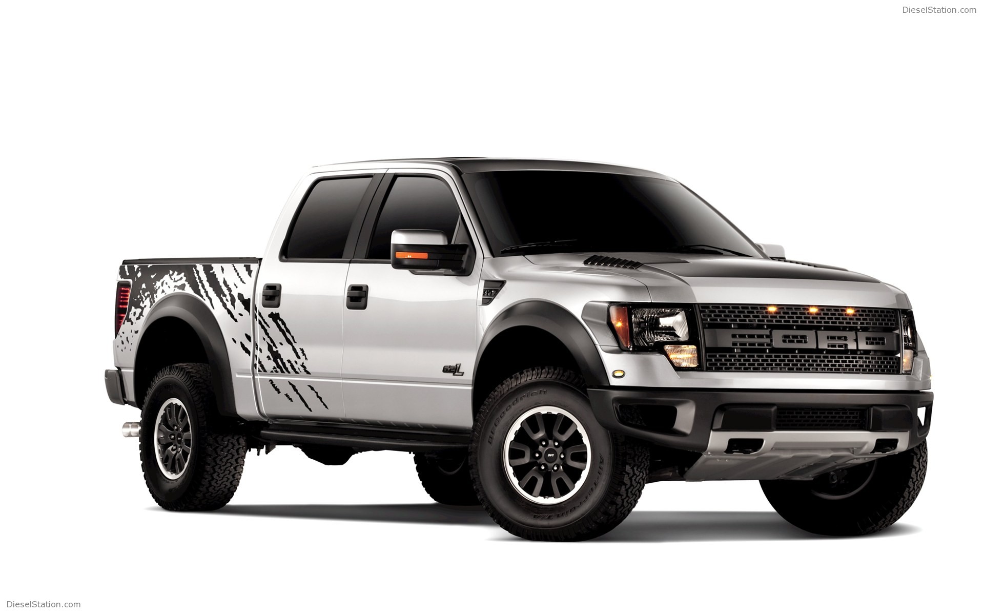 Ford F-150 SVT Raptor 2011