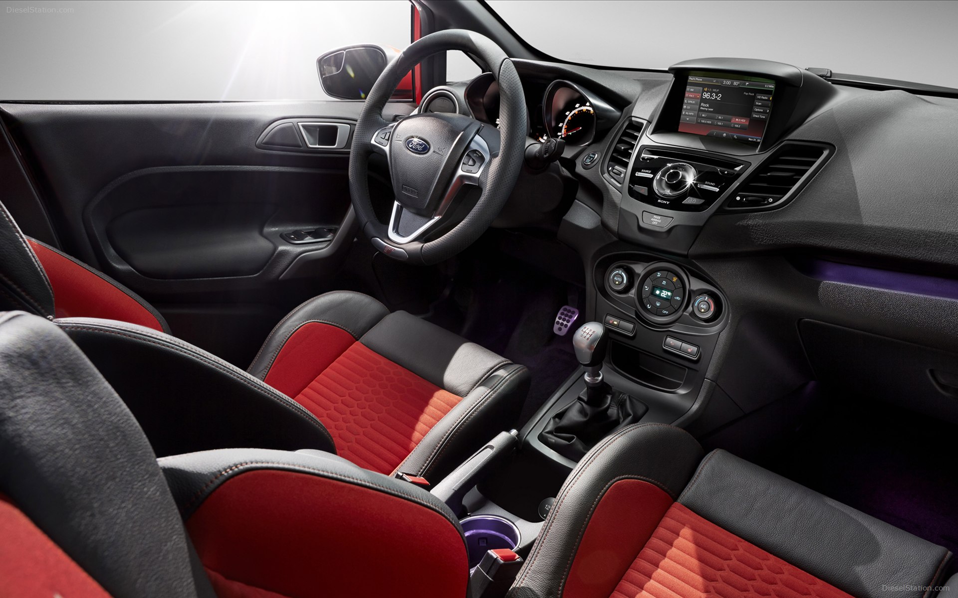 Ford Fiesta ST 2014