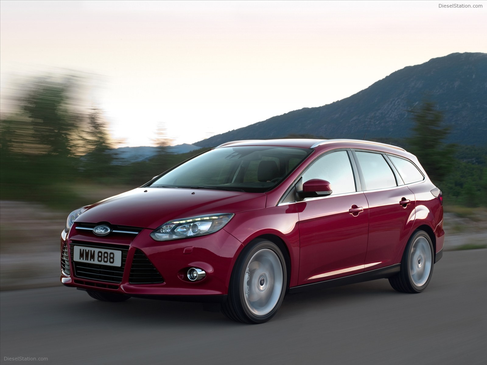Ford Focus at Paris Auto Show 2010
